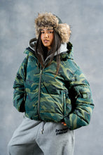 Load image into Gallery viewer, Reflective Star Camo Puffer Jacket