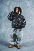Load image into Gallery viewer, Heat-Reactive Star Camo Puffer Jacket